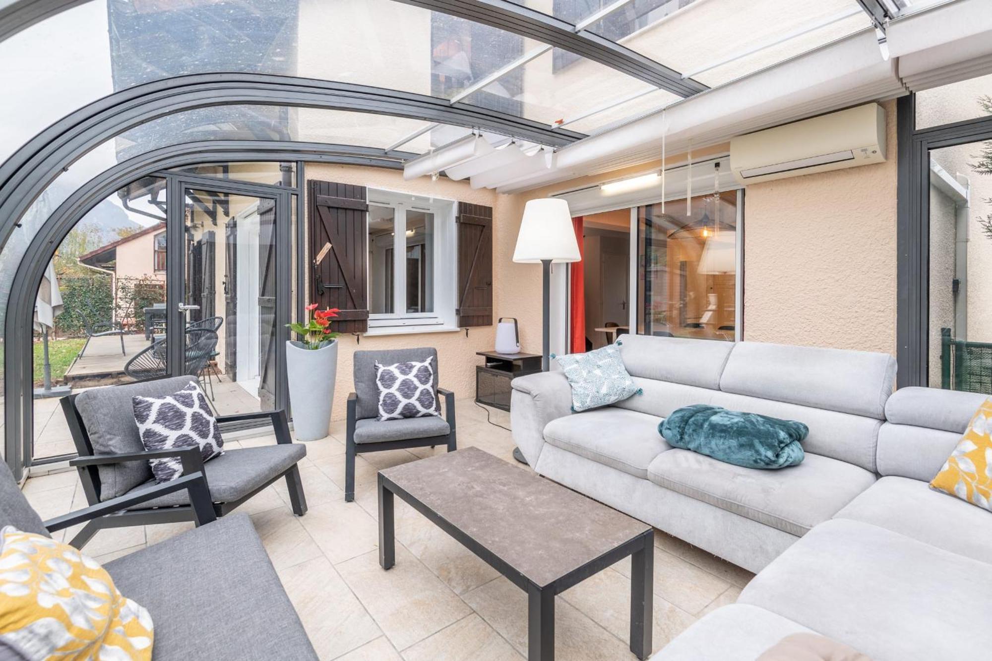 アヌシー Alpiloc - Town House With Garden And Winter Loungeヴィラ エクステリア 写真